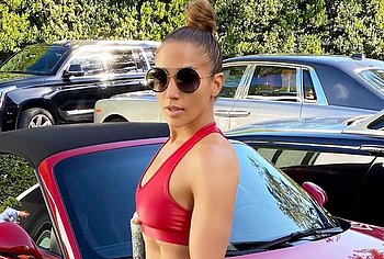 Jennifer Lopez sexy