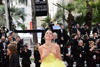 fernanda liz nipples