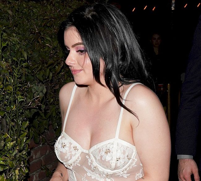 ariel winter tits