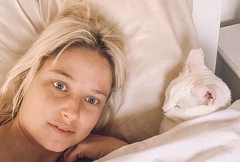 genevieve morton nude selfie