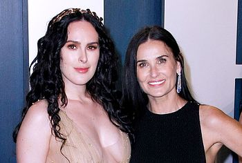rumer willis cleavage