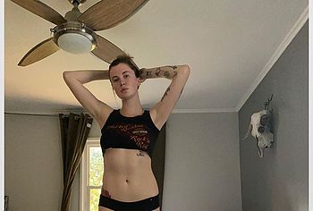 ireland baldwin hot