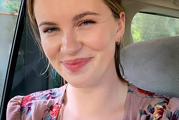 ireland baldwin tits