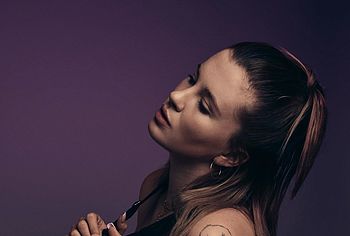 ireland baldwin topless