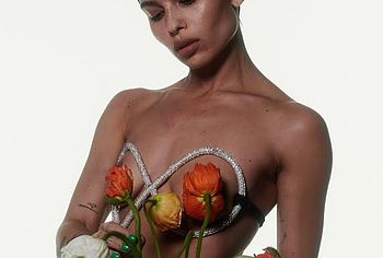 zoe kravitz naked
