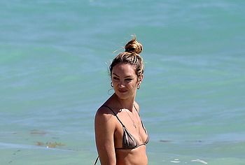 candice swanepoel booty