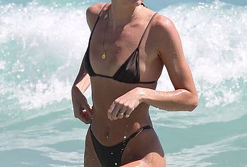 candice swanepoel tits