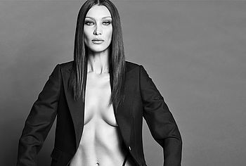 Bella Hadid nude
