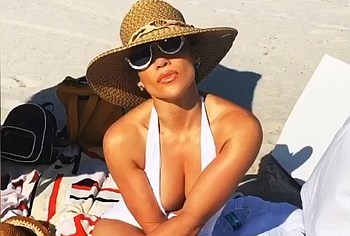 Jennifer Lopez bikini
