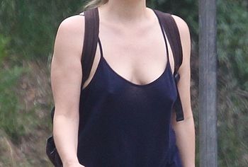 Alicia Silverstone nude