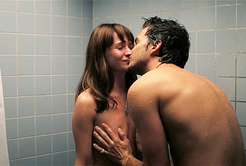 Britt Robertson naked