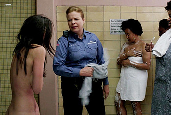 Kimiko Glenn nude pussy