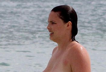 Candice Huffine nude