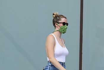 Ireland Baldwin oops