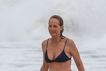 Helen Hunt naked
