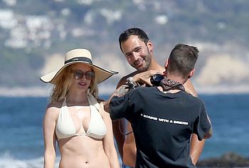 Heather Graham nipslips