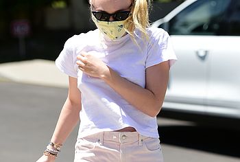 Dakota Fanning doggy sex hacked