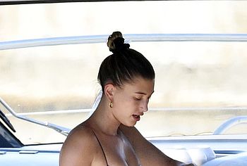 Hailey Rhode Bieber doggy sex porn