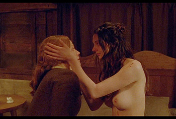 Tanya Reynolds lesbian sex