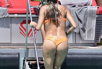 Melissa Sata nipslips