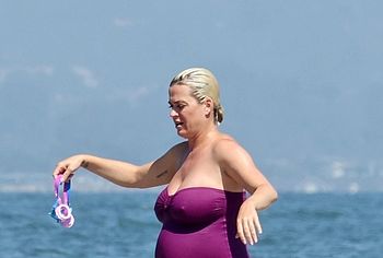 Katy Perry big tits