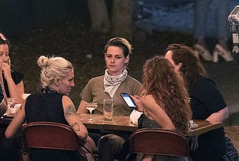 Kristen Stewart nipples