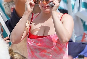 Ariel Winter naked pics