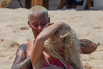 Amber Rose lesbian sex tape