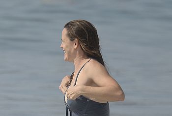 Jennifer Garner tits photos