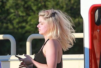 Ariel Winter ass shots