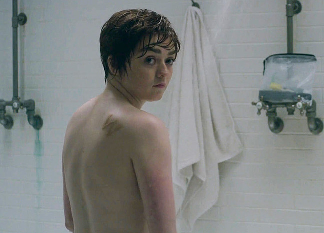 Maisie Williams nude scenes