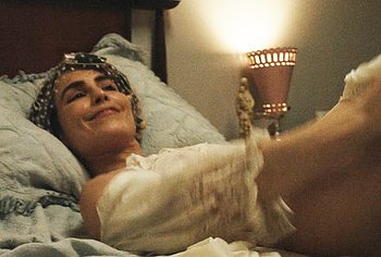 Noomi Rapace ass naked