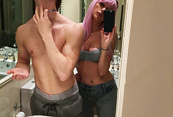 Taylor Swift leaked nude photos