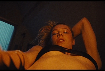 Hunter Schafer nude selfie