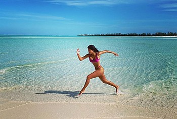 Nicole Scherzinger tits pics