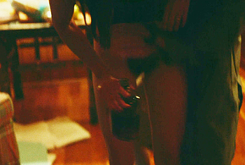 Aubrey Plaza hairy pussy