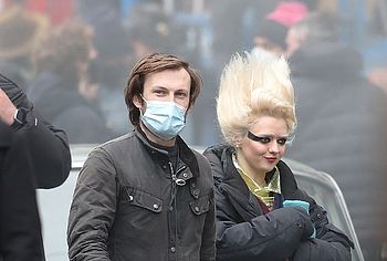 Maisie Williams paparazzi