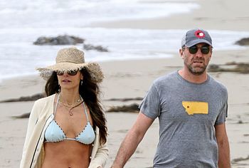 Jordana Brewster beach photos