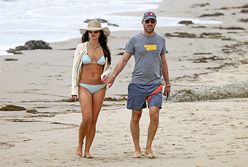 Jordana Brewster nipslips