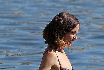 Rose Byrne sexy