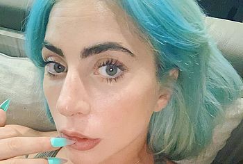 Lady Gaga naked selfie
