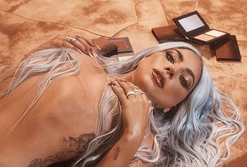Lady Gaga topless