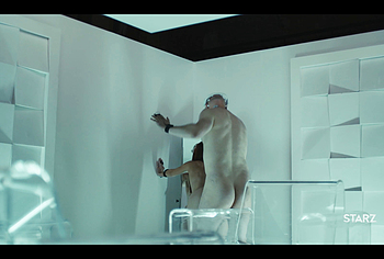 Julia Goldani Telles nude doogy