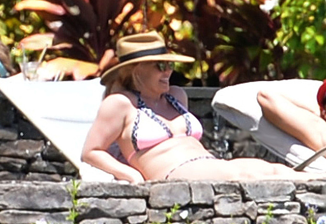 Britney Spears sexy bikini