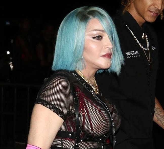 Madonna tits photos