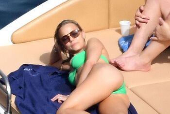 Rebecca Rittenhouse pussy