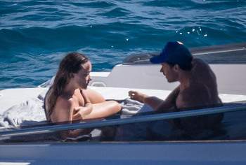 Olivia Wilde sunbathing