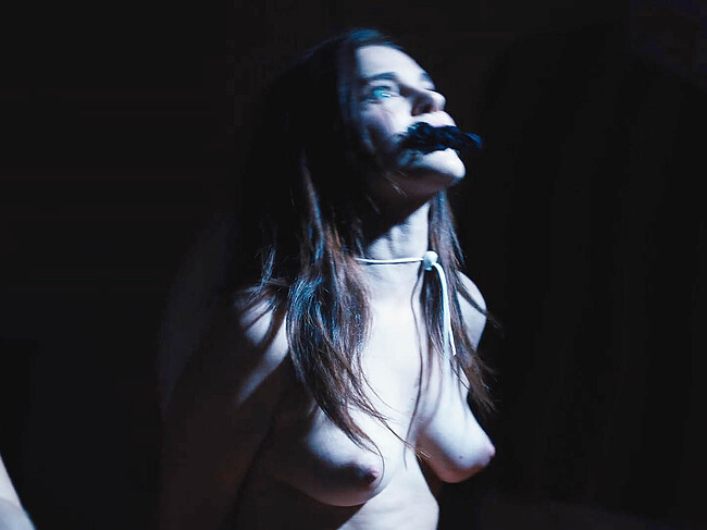 Madeline Brewer nude