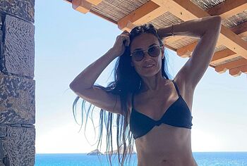 Demi Moore leaked nude pics