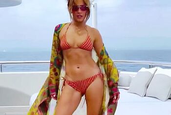 Jennifer Lopez bikini